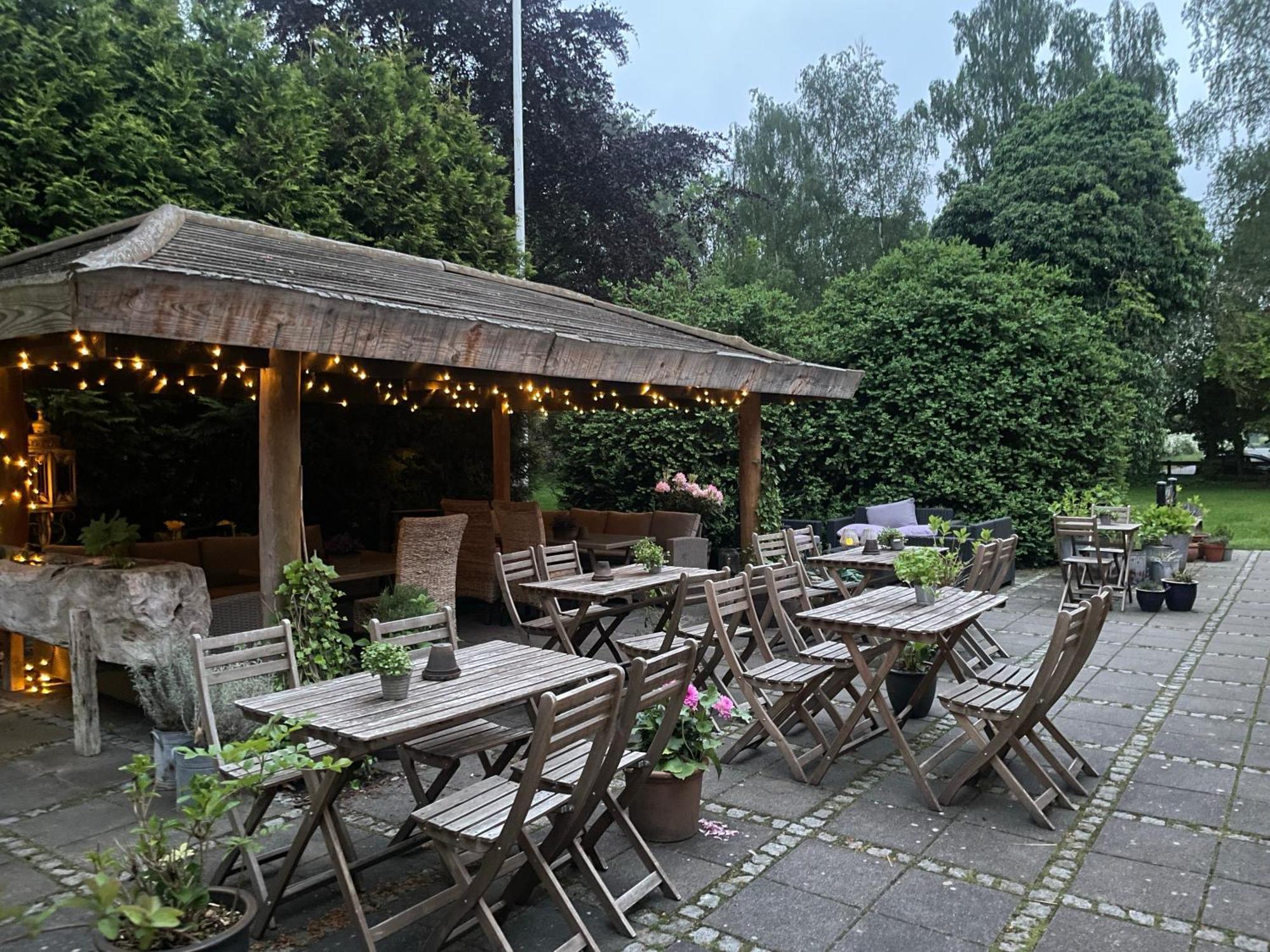 Slangerupgaard Bed & Breakfast Fakse Ladeplads ภายนอก รูปภาพ